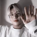 ஸ்டிக்கர்