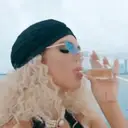 ஸ்டிக்கர்